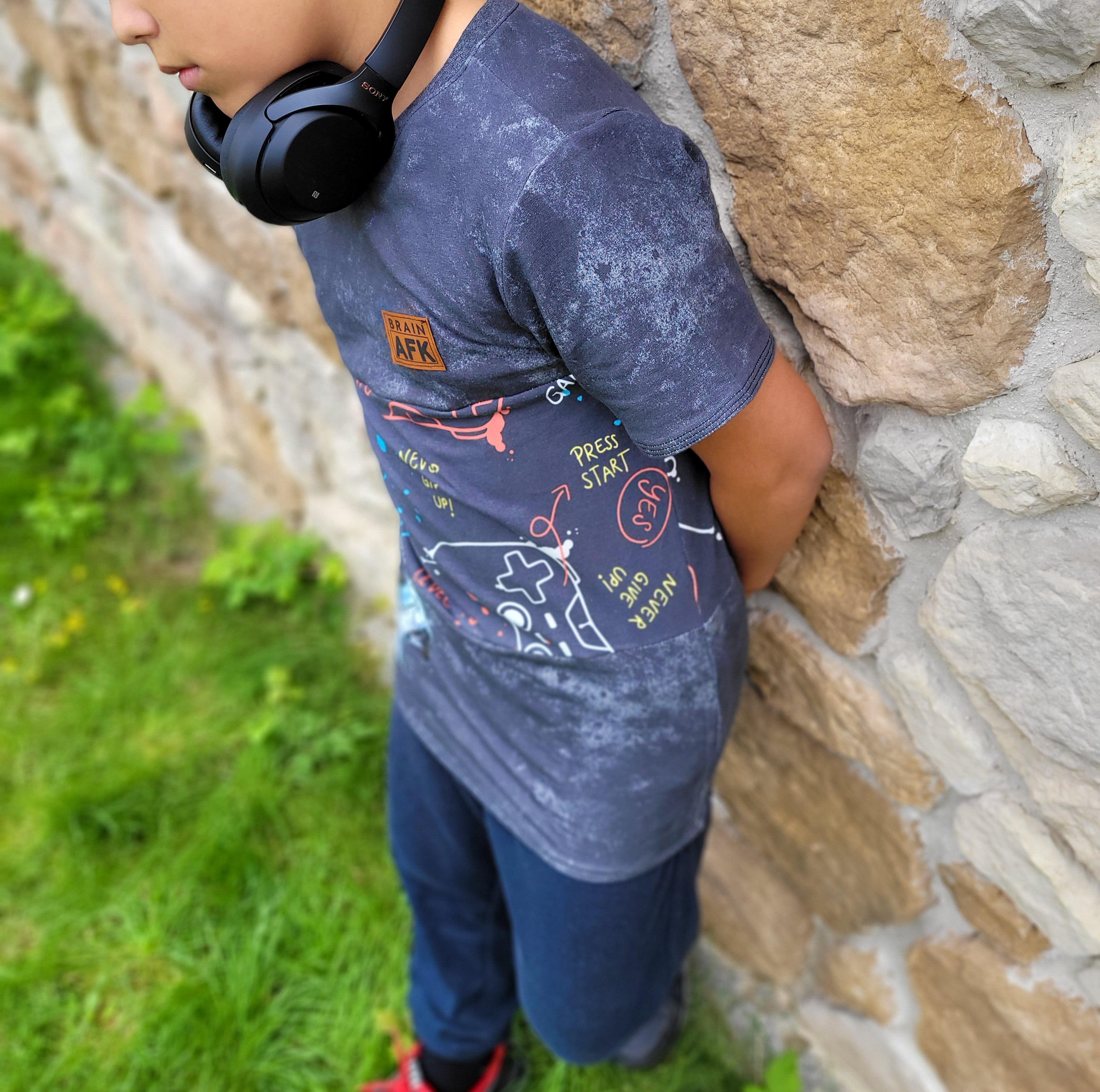 Dunkelgrau Grunge Eigenproduktion Dauervorbestellung